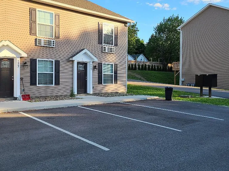 4102 W Ridge Rd — Photo 1