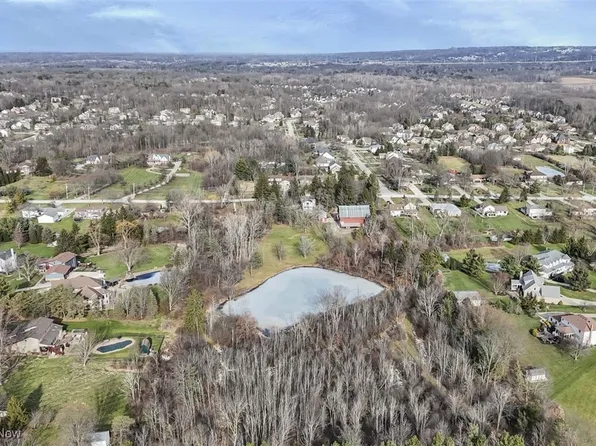 Boston Rd, Hinckley, OH 44233