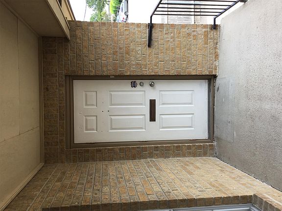5th image of 440 N 18th St Ste 8