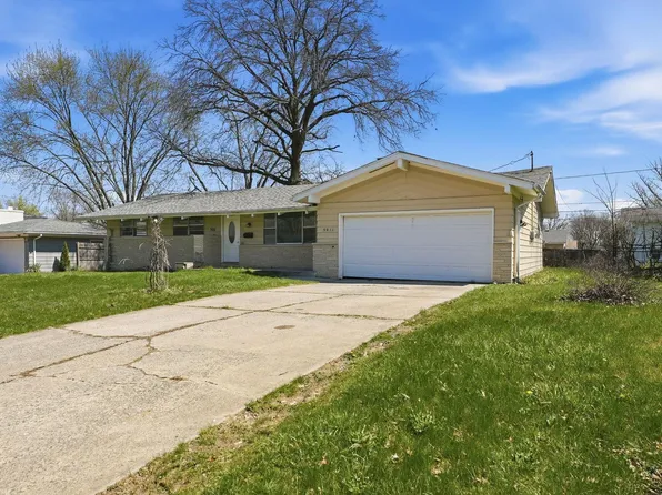 5011 Christofer Ln, Fort Wayne, IN 46806