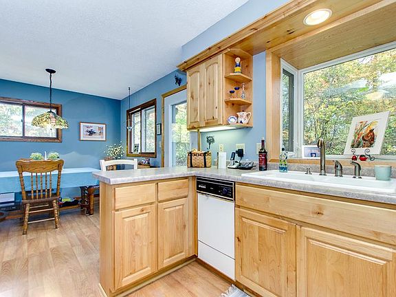 4th image of 21369 Oren Ave N