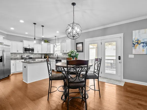 101 Brumfield Ct, Clarksville, TN 37043
