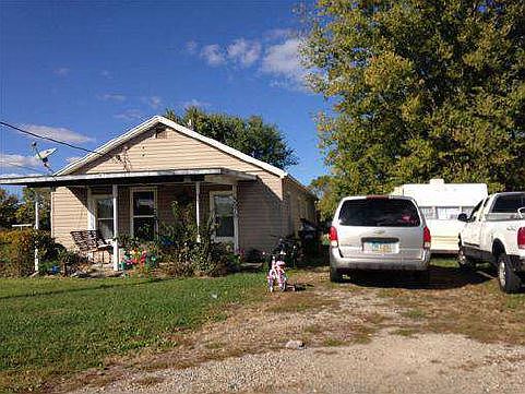 1st image of 3979 N 1st St