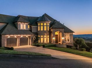 2348 NW Pinnacle Dr, Portland, OR 97229