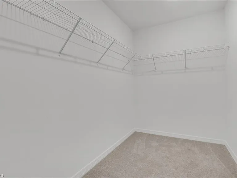 19550 Fairhill Ct — Photo 22