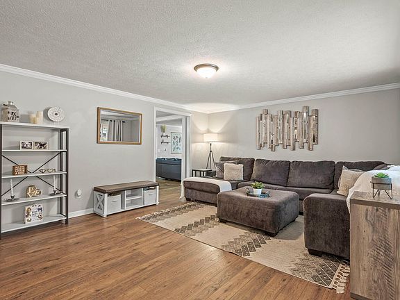 2nd image of 5791 Buenos Aires Blvd