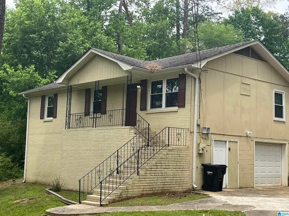 745 Dates Cir, Bessemer, AL 35023