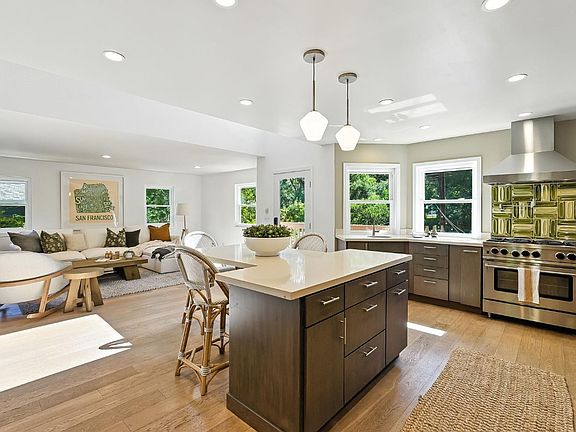 4th image of 115 Cascade Drive