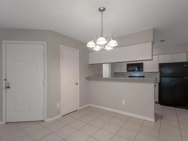 2401 Sycamore Ave #C2 — Photo 10