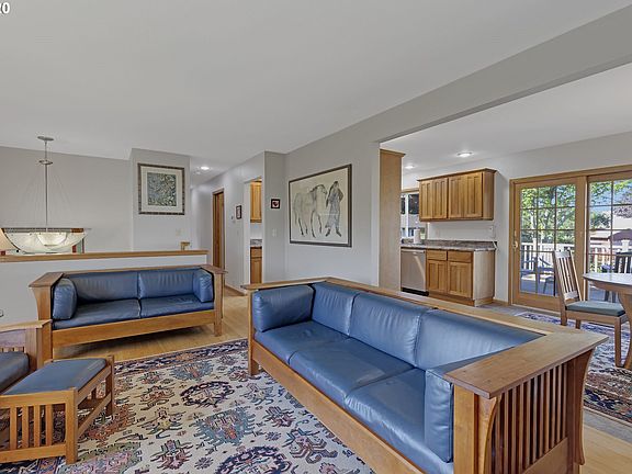 3rd image of 1323 NW 52nd St