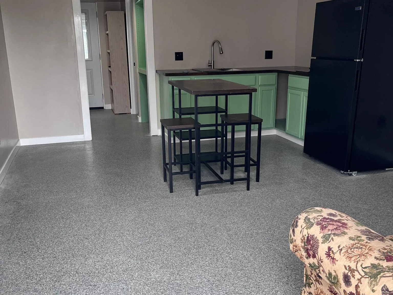 Studio, 480 sqft, $1,450 — Photo 3