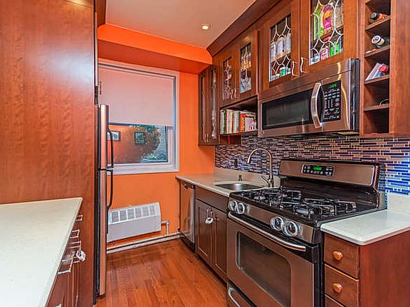 2nd image of 6299 Broadway APT C1