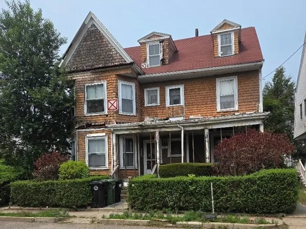 57 Quimby St, Watertown, MA 02472