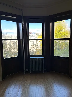 Rented by Farran & Associates | media 8