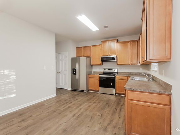 5th image of 1331 Jordans Pond Ln