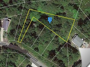 743 Redwood Rd, Whitethorn, CA 95589