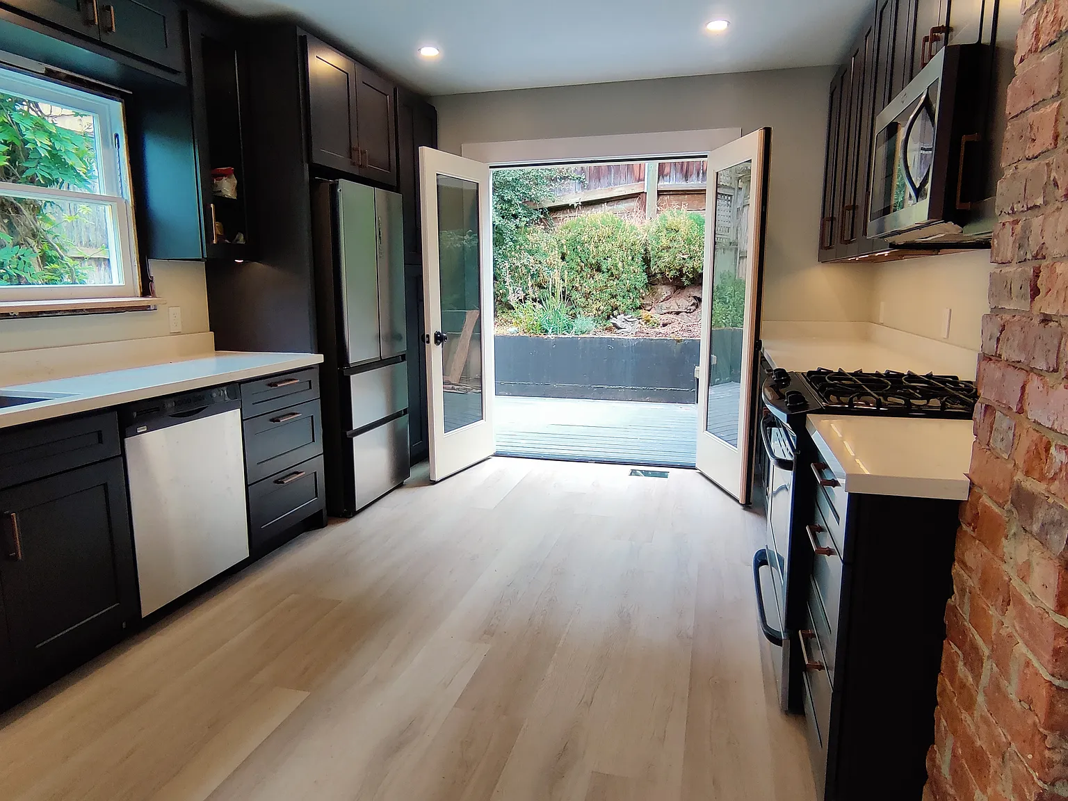 2 bed, 1100 sqft, $3,600 — Photo 3
