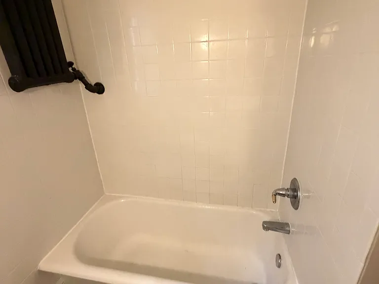 598 Blaine Ave #3 — Photo 7