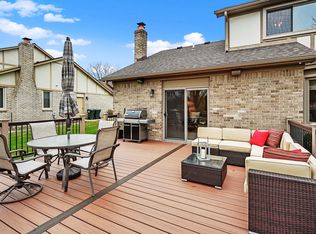 1346 Arbor Creek Dr, Rochester Hills, MI