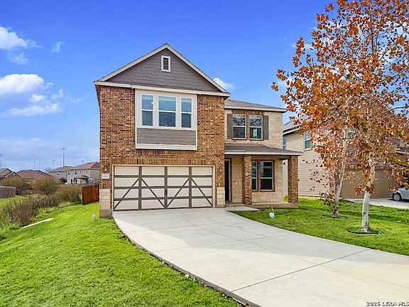 2nd image of 6830 Foster Flds