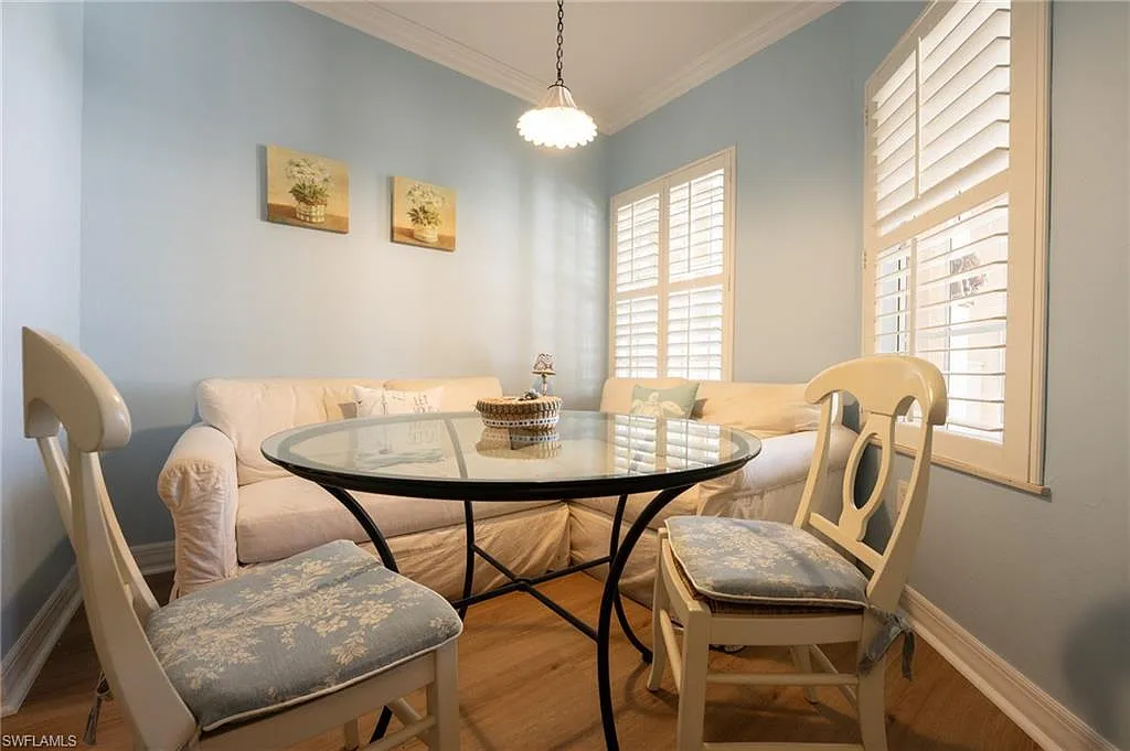 2 bed, 2.0 bath, 1344 sqft, $10,000 — Photo 3