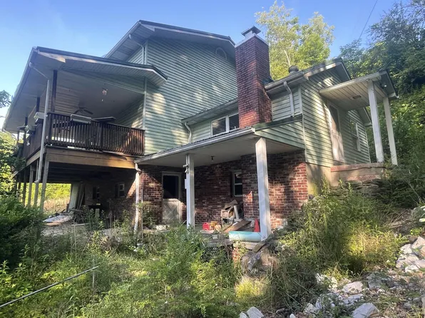 1036 Diana Ct, Charleston, WV 25387
