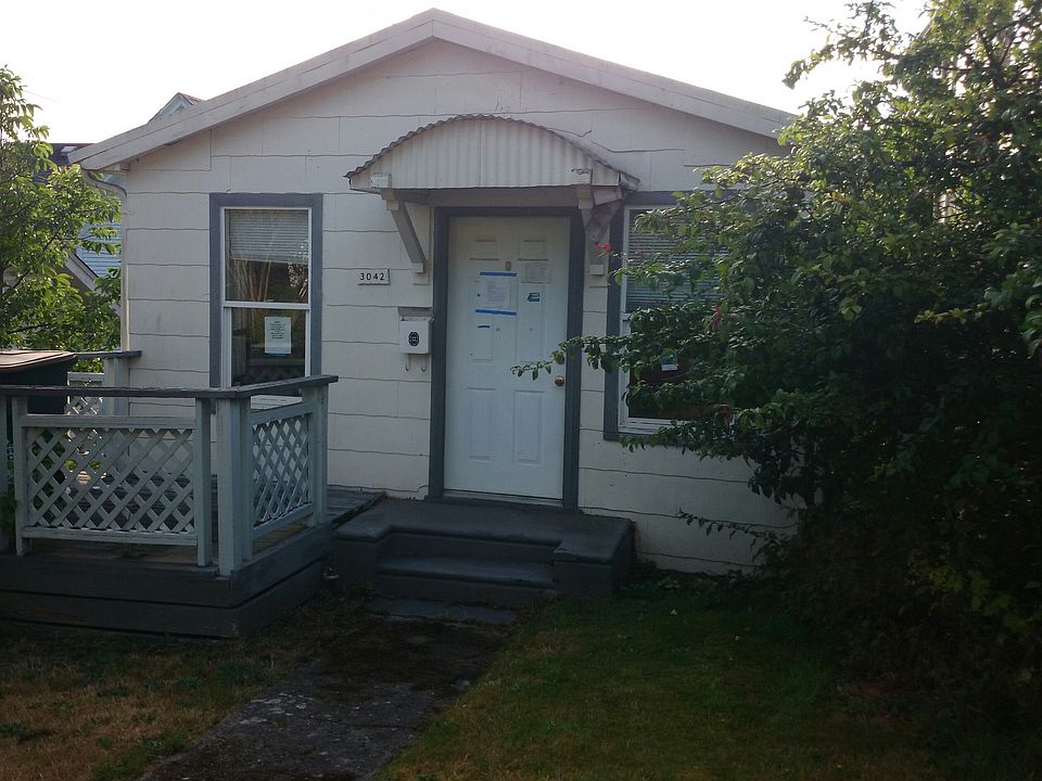 2nd image of 3042 4th Ave W