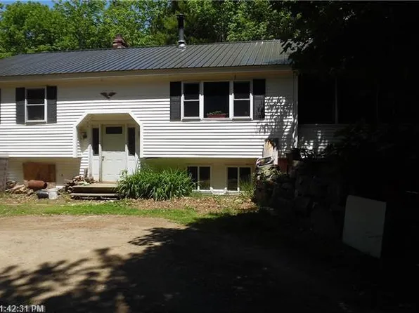 6 Crisscross Ln, Searsport, ME 04974