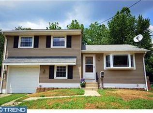 2021 S Winthrop Ave, Clementon, NJ 08021