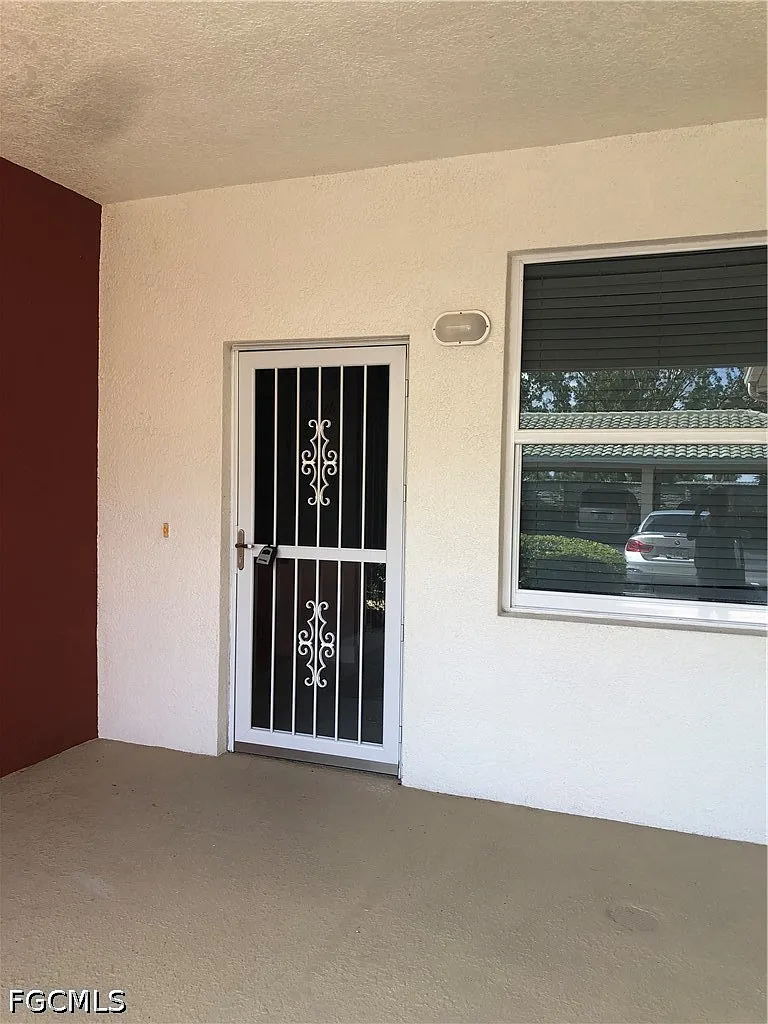 3 bed, 2.0 bath, 1848 sqft, $5,000 — Photo 4