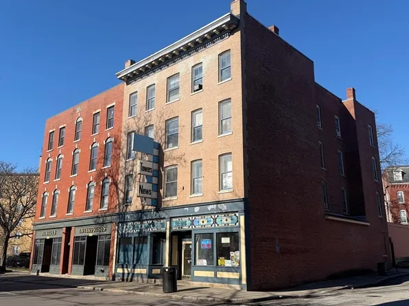 101-107 Gorham St, Lowell, MA 01852