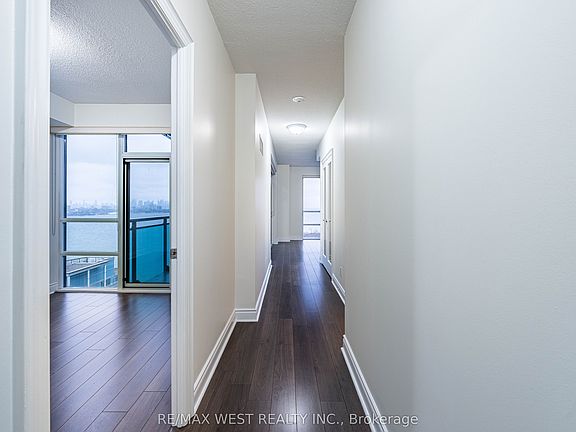 5th image of 16 Brookers Ln #2308