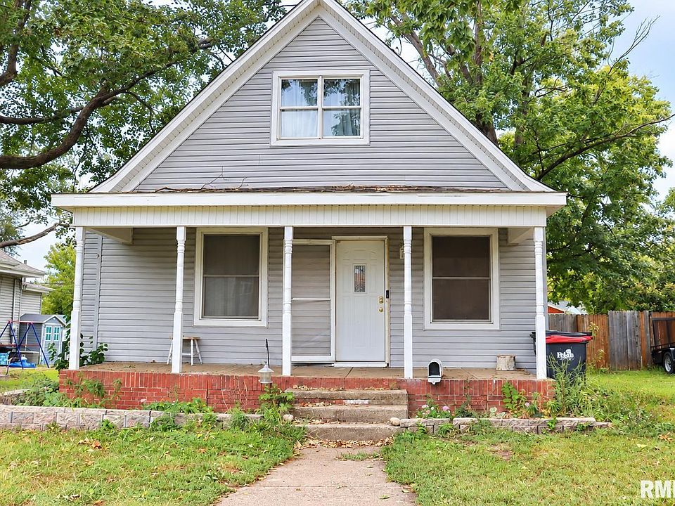 1st image of 407 Herman St