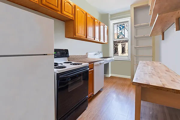 Rented by Corcoran | media 3