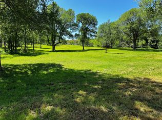 197 Colorado Dr, Cedar Creek, TX 78612