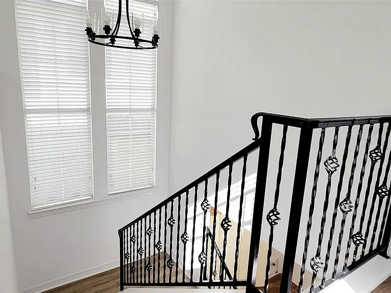 3907 Gaines Ct — Photo 13