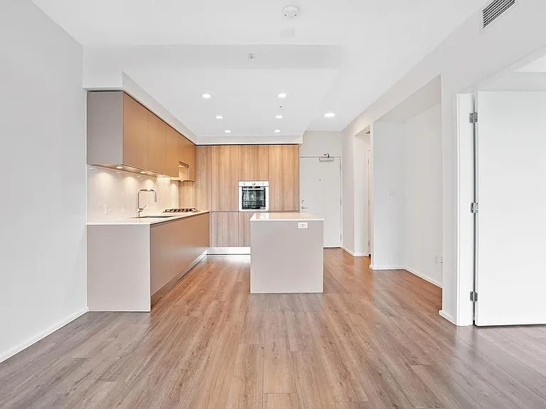 3809 Evergreen Pl #22 — Photo 3