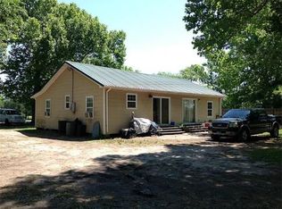 8901 Robinson Rd, Hitchcock, TX 77563