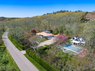 142 Lopers Path, Water Mill, NY 11976