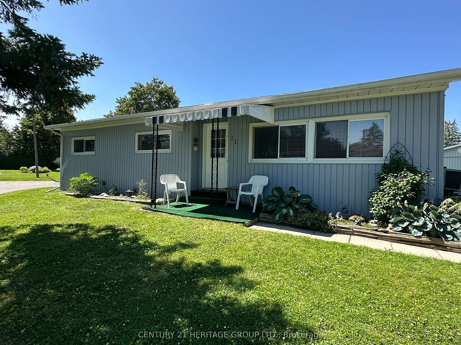 2 bed, $2,200 — Photo 3
