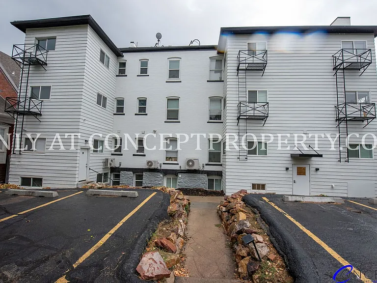First Avenue Flats — Photo 105