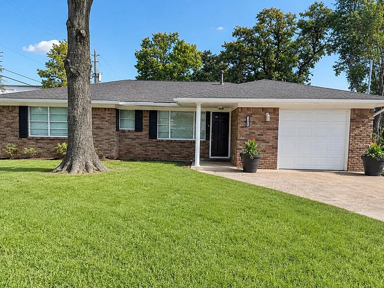 13426A Conklin Ln — Photo 1