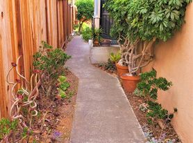 4052 Lincoln Ave, Oakland, CA