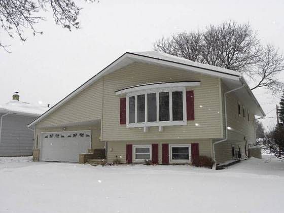 1st image of 1638 W King St