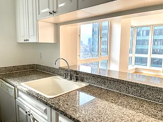 Rented by Addison Property Group