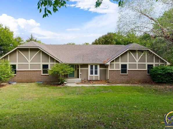 4744 SW Gage Blvd, Topeka, KS 66610
