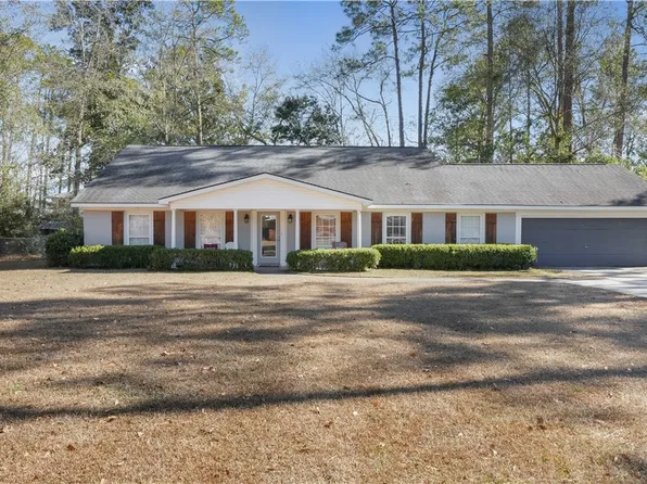 163 Conway Dr, Jesup, GA 31545