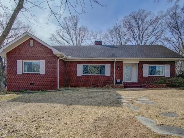 118 Tanglewylde Dr, Spartanburg, SC 29301
