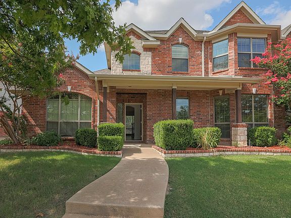 2nd image of 3417 Irvin Dr