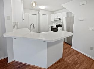 4036 Wilshire Cir #59, Shoreview, MN 55126